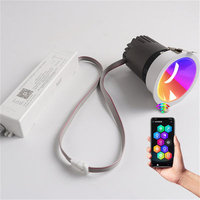 Gaya Industri Langit-langit Track Light Aluminium Material LED Spot Lampu Untuk Mall Global